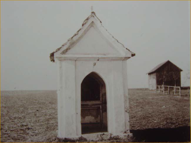 Kapelle nach Ammerst. 1861 von Anna Schneider Erbaut - 1962 Abgerissen beim Bau der Kreisstraße 