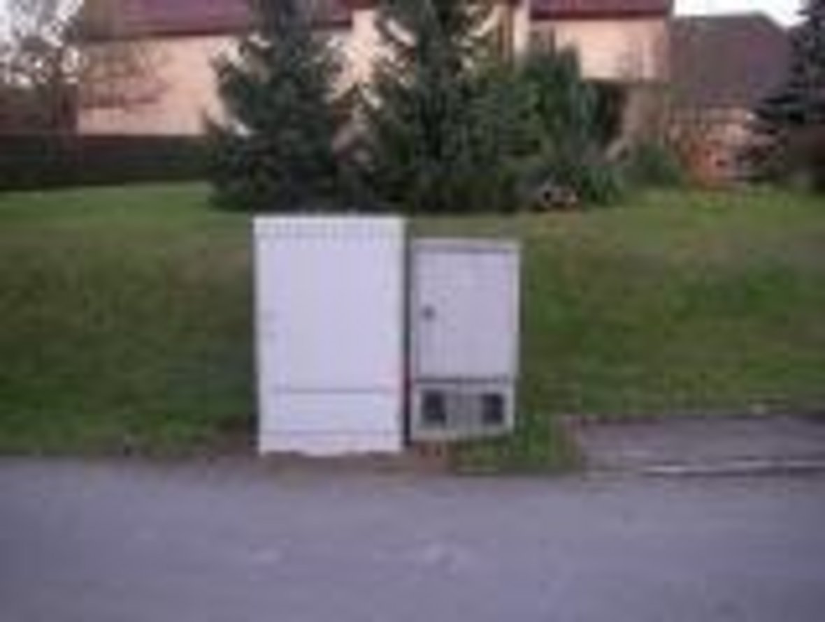 Schaltschrank der Deutschen Telekom (Kabelverzweiger = KVz)