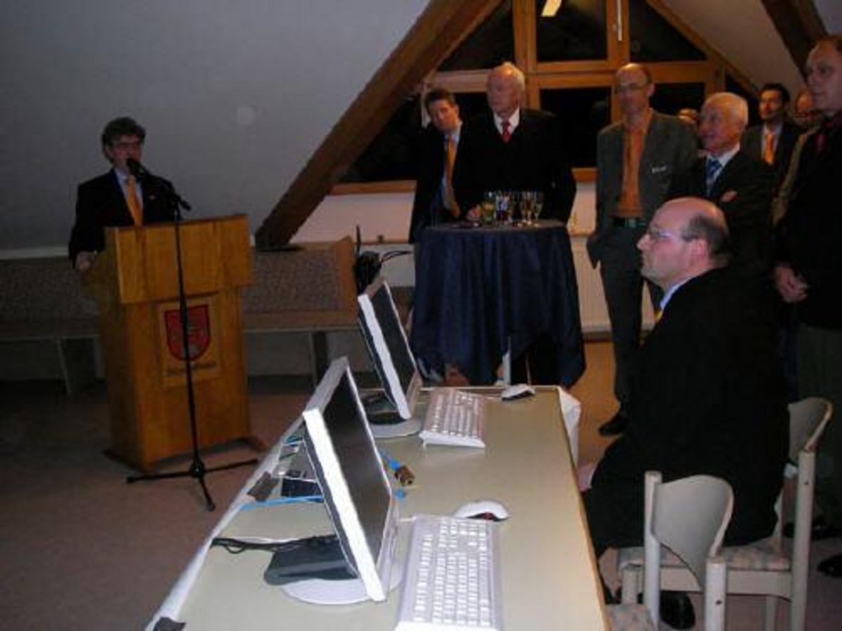 Vom Projektleiter Jürgen Herrmann (EnBW) wurde die neue Funktechnologie eingehend erläutert.